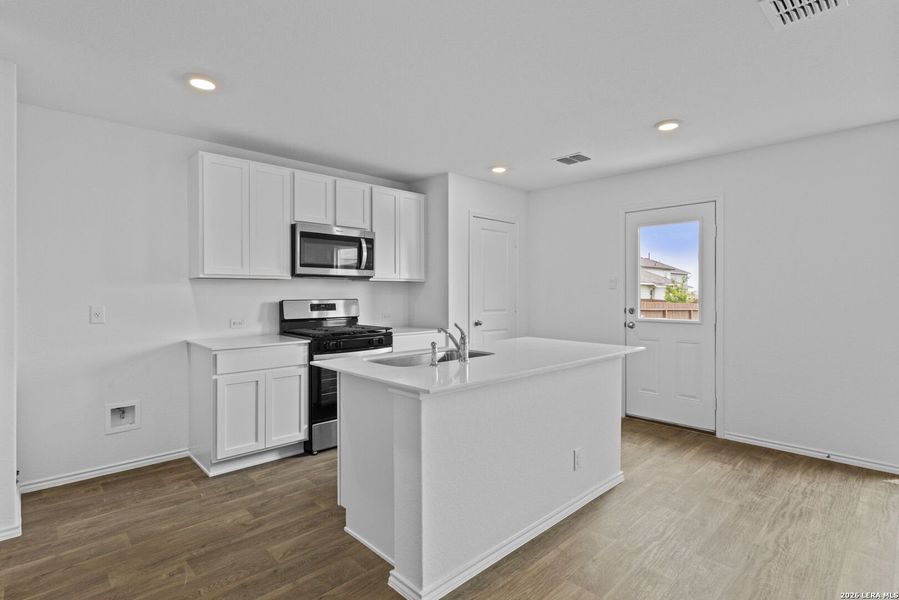 Furnished interior view inside a new home in Avenida, Converse (Image 8). Furnished interior view inside a new home in Avenida, Converse (Image 8).