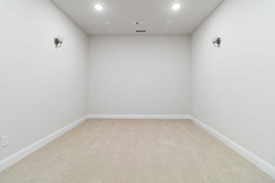 Spacious, unfurnished interior of a new home in Clearview Ranch, Royse City (Image 30). Spacious, unfurnished interior of a new home in Clearview Ranch, Royse City (Image 30).