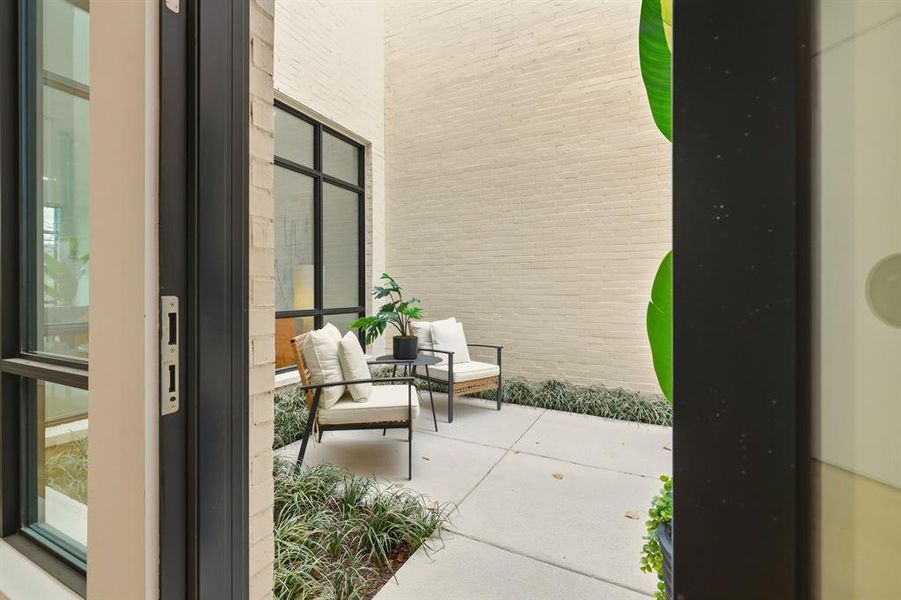 Exterior details and patio area of a home in , Dallas (Image 21).