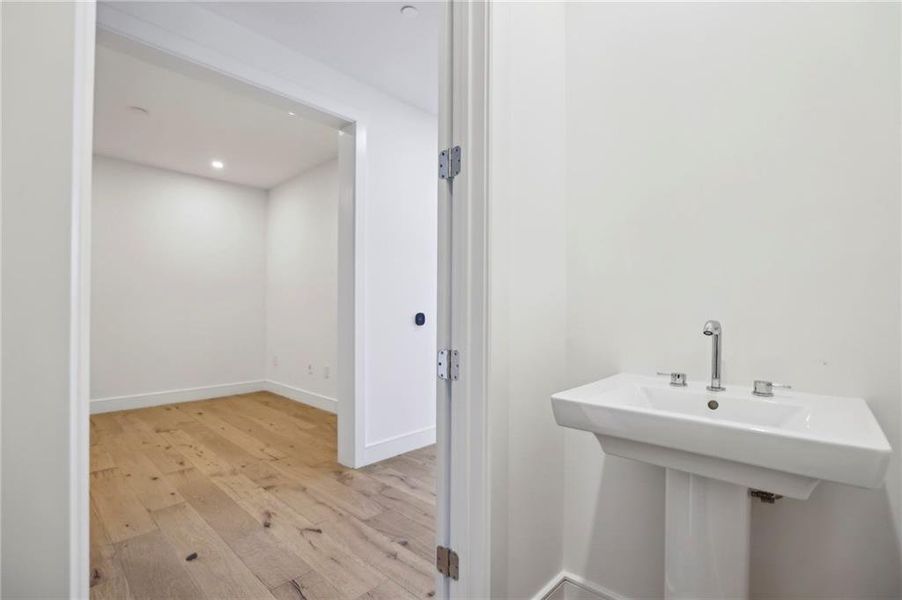 Spacious, unfurnished interior of a new home in , Atlanta (Image 18). Spacious, unfurnished interior of a new home in , Atlanta (Image 18).