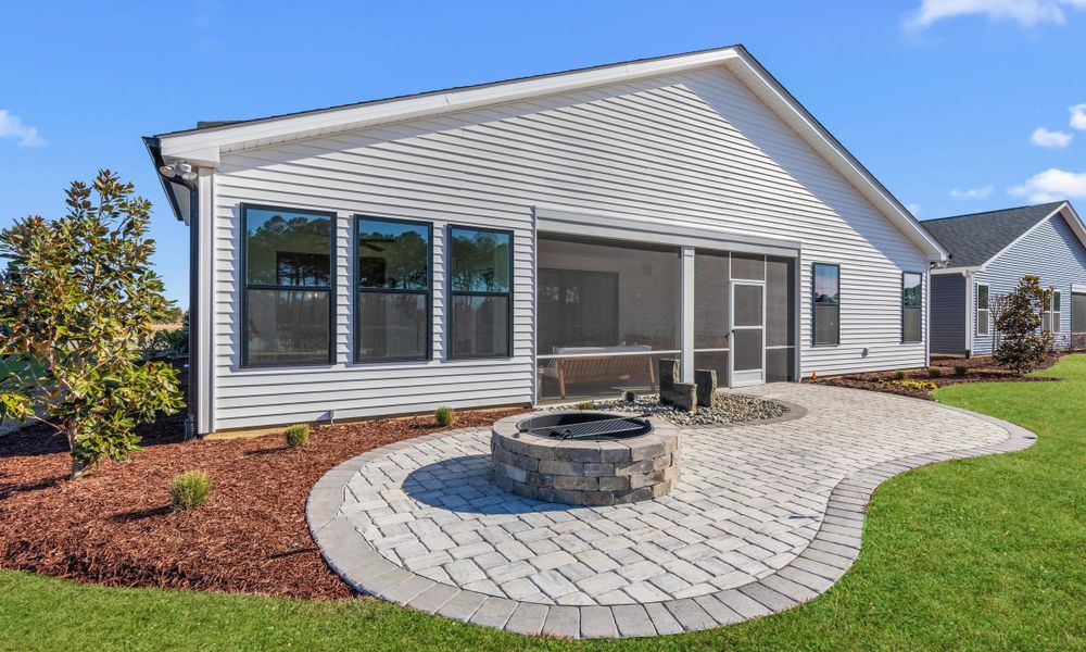 Representative exterior details of a home built from the The Surfrider by Chesapeake Homes in The Willows, Loris (Image 18).