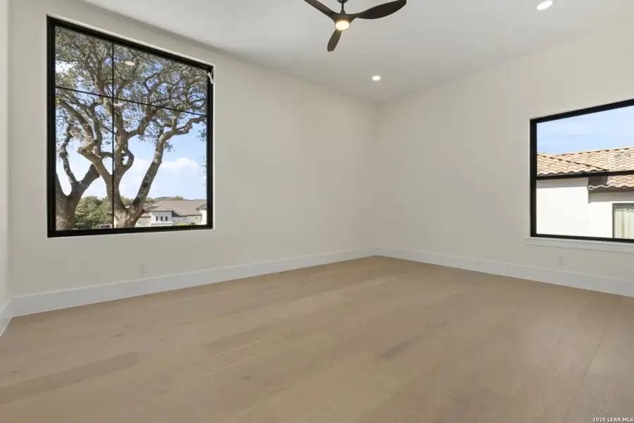 Spacious, unfurnished interior of a new home in , San Antonio (Image 21).