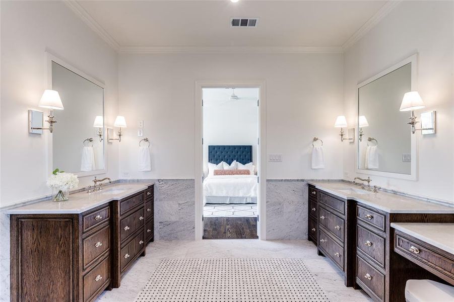 Furnished interior view inside a new home in , Dallas (Image 31). Furnished interior view inside a new home in , Dallas (Image 31).