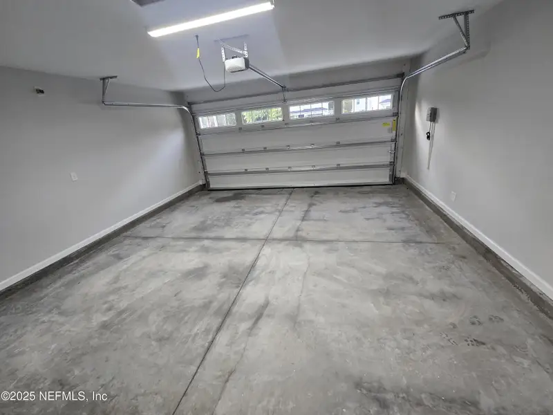 Spacious, unfurnished interior of a new home in , Jacksonville (Image 17). Spacious, unfurnished interior of a new home in , Jacksonville (Image 17).