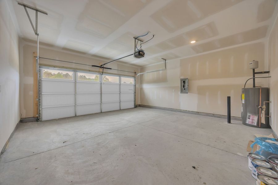 Representative unfurnished interior of a home built from the Devonshire by Parkside Builders in Givens Park, Chattanooga (Image 22). Representative unfurnished interior of a home built from the Devonshire by Parkside Builders in Givens Park, Chattanooga (Image 22).