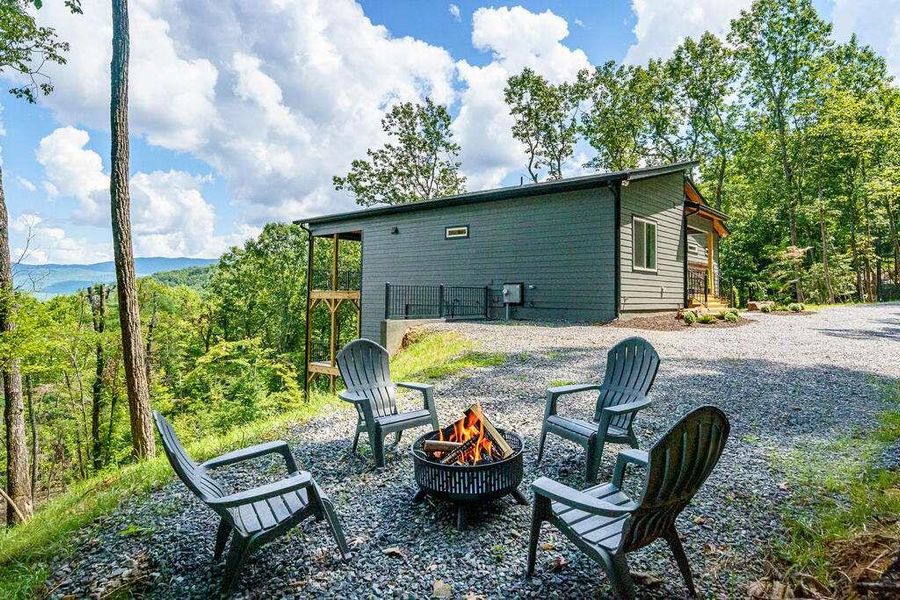Exterior details and patio area of a home in , Ellijay (Image 33).