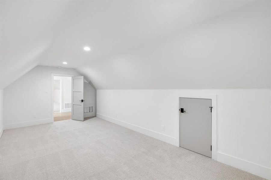 Spacious, unfurnished interior of a new home in , Gunter (Image 38). Spacious, unfurnished interior of a new home in , Gunter (Image 38).