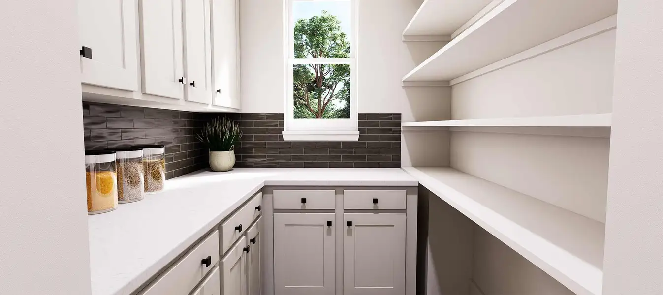 The Clover - Kitchen Pantry