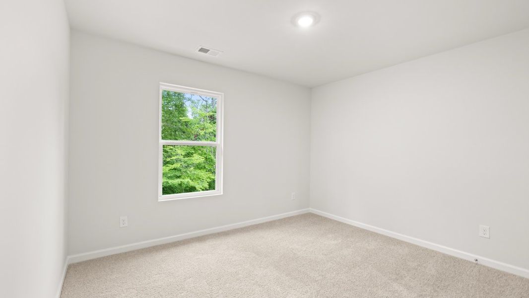Representative unfurnished interior of a home built from the Penwell by D.R. Horton in Fairhaven, Lithia Springs (Image 21).
