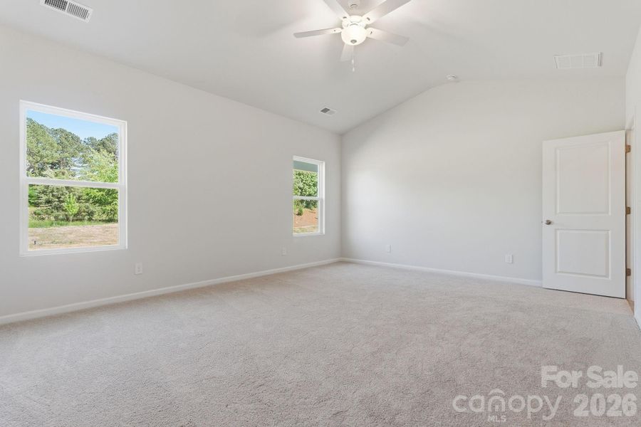 Spacious, unfurnished interior of a new home in Piper Creek, Newton (Image 21). Spacious, unfurnished interior of a new home in Piper Creek, Newton (Image 21).