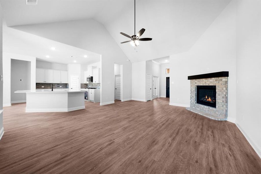 Spacious, unfurnished interior of a new home in , Canton (Image 20).