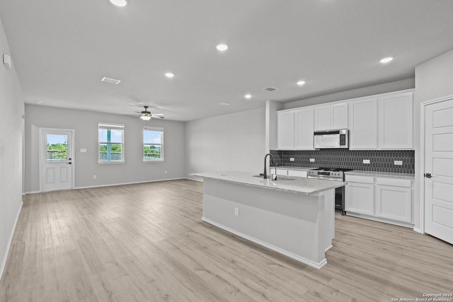 Image 46 of a home in Comanche Ridge. Image 46 of a home in Comanche Ridge.