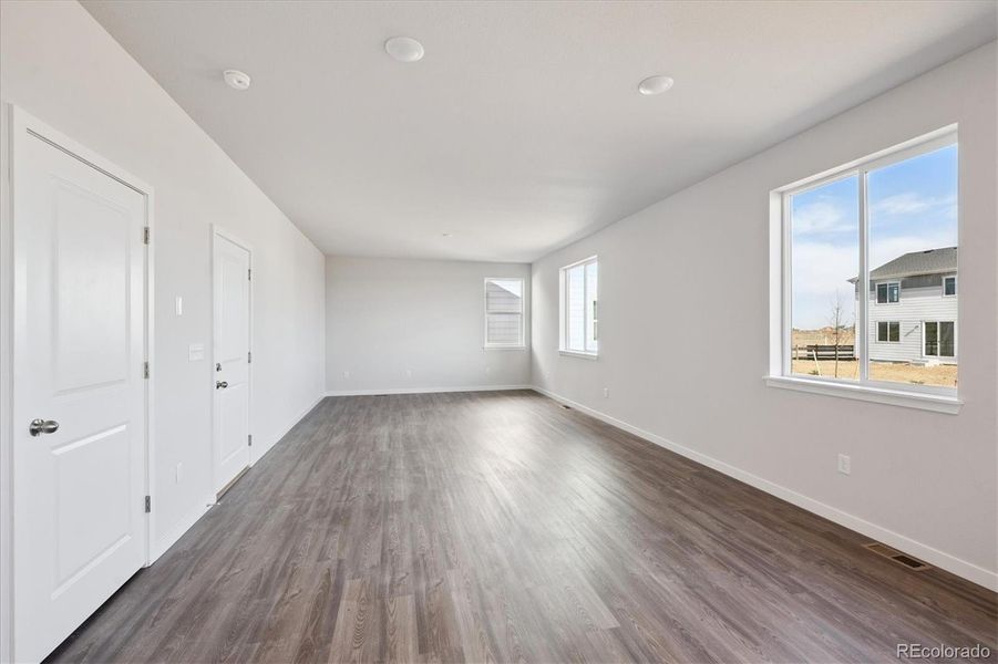 Spacious, unfurnished interior of a new home in Red Barn Meadows, Mead (Image 22). Spacious, unfurnished interior of a new home in Red Barn Meadows, Mead (Image 22).