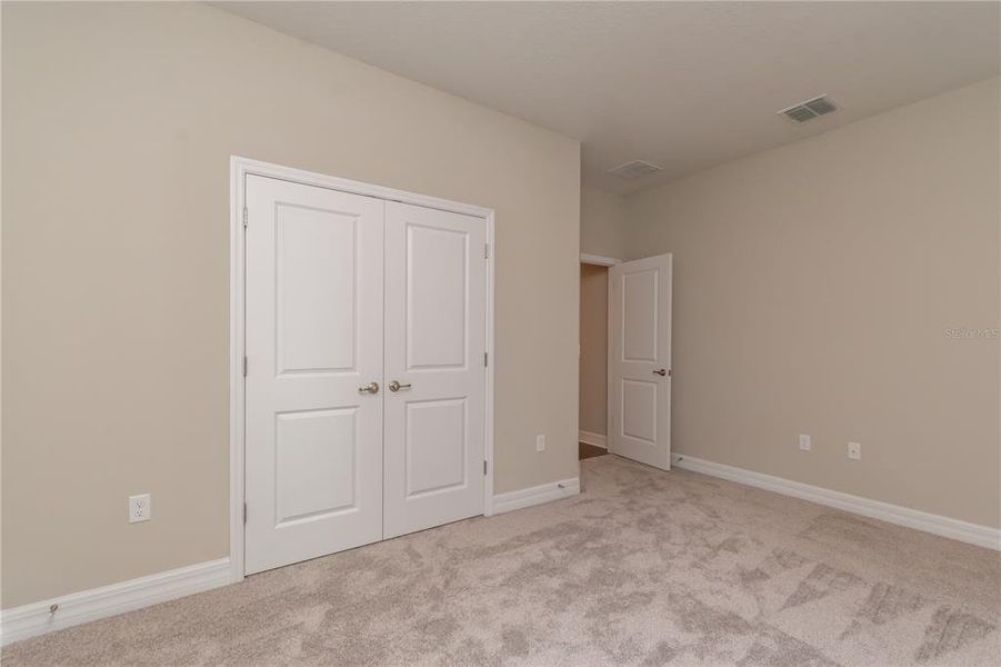 Spacious, unfurnished interior of a new home in , Citrus Springs (Image 25).