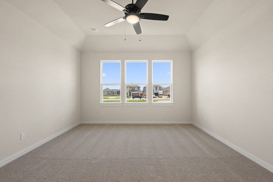 Spacious, unfurnished interior of a new home in Lariat, Liberty Hill (Image 39).