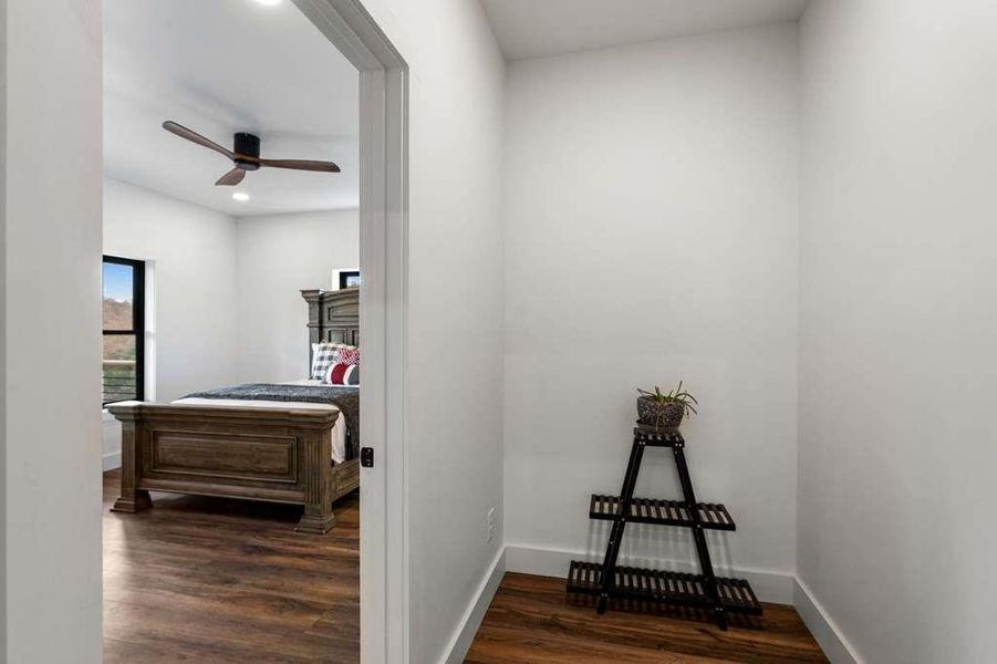 Image 75 of a home in .