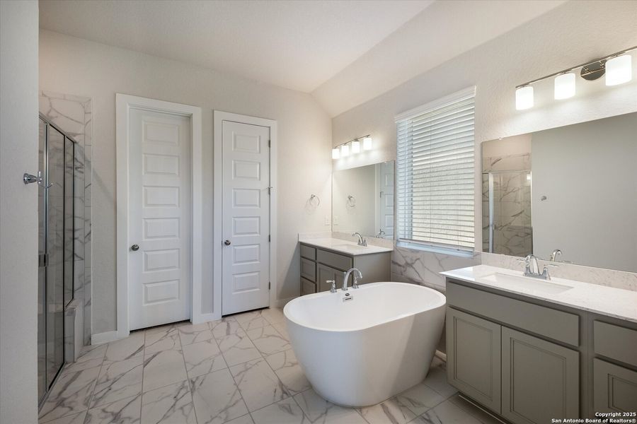 Furnished interior view inside a new home in The Crossvine, Schertz (Image 18).