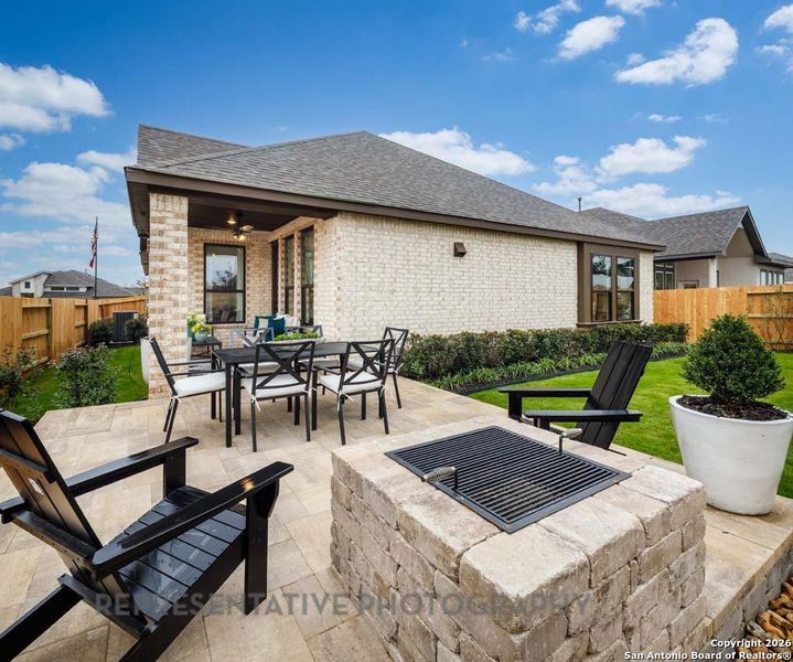 Exterior details and patio area of a home in Meyer Ranch, New Braunfels (Image 3).