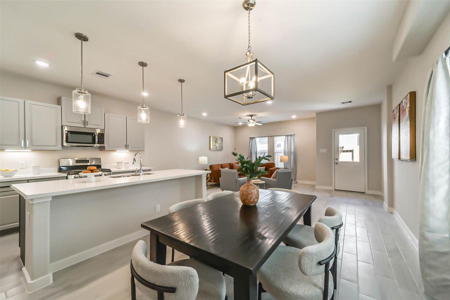 Photos are sample images from a previously built home with the same floor plan. Finishes and fixtures in the current home have been upgraded and may vary. Photos are sample images from a previously built home with the same floor plan. Finishes and fixtures in the current home have been upgraded and may vary.