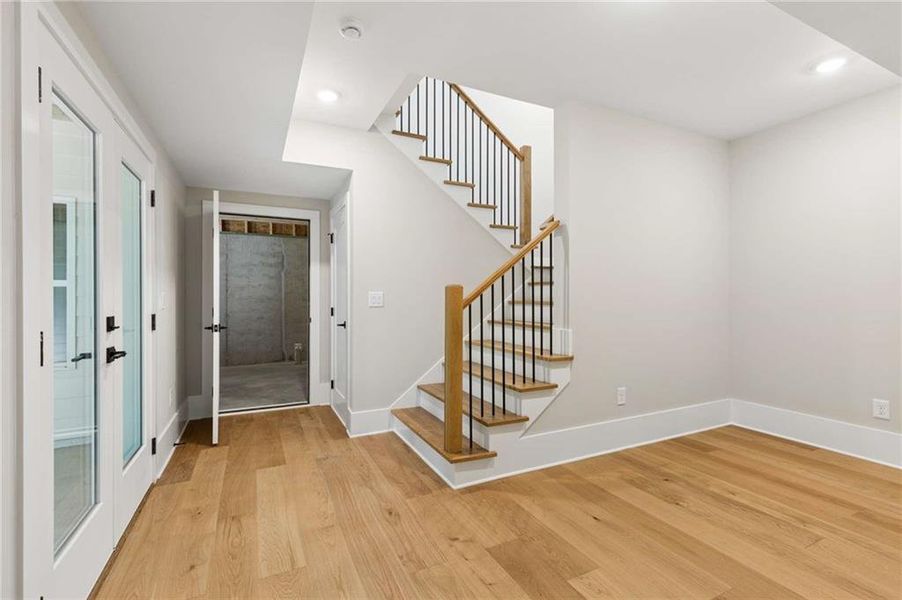 Spacious, unfurnished interior of a new home in , Atlanta (Image 70). Spacious, unfurnished interior of a new home in , Atlanta (Image 70).