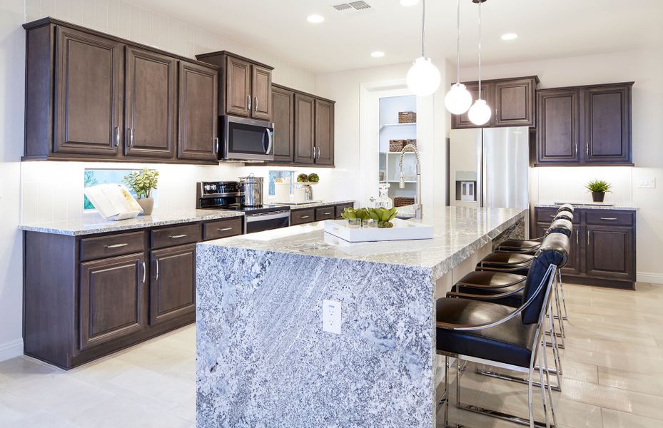 Representative furnished interior of a home built from the Refuge Final Opportunity by Del Webb in Sun City Anthem at Merrill Ranch, Florence (Image 12).