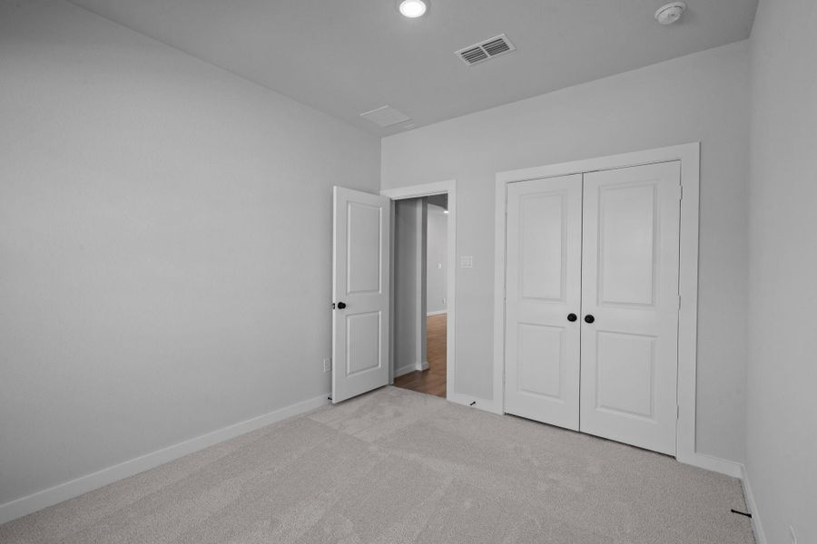 Spacious, unfurnished interior of a new home in Jubilee 45', 70', Hockley (Image 27). Spacious, unfurnished interior of a new home in Jubilee 45', 70', Hockley (Image 27).