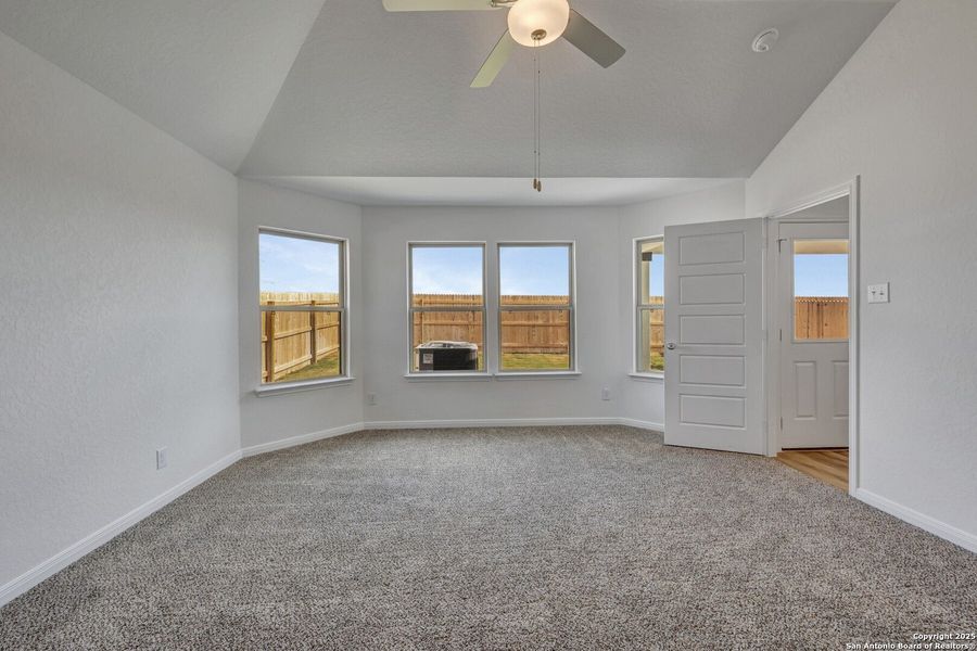Spacious, unfurnished interior of a new home in Park Place, New Braunfels (Image 16). Spacious, unfurnished interior of a new home in Park Place, New Braunfels (Image 16).