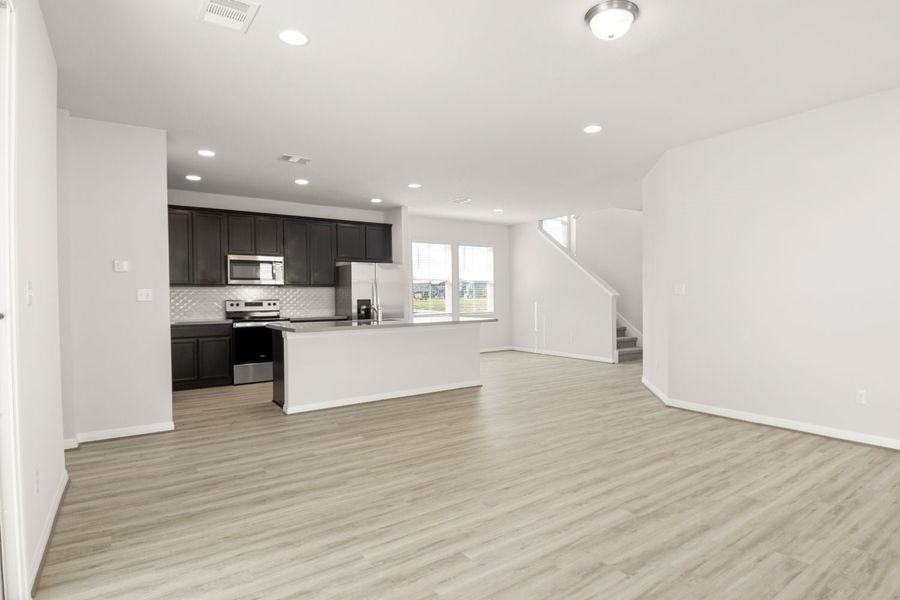 Warren New Home in Taylor, TX.  - Slide 25