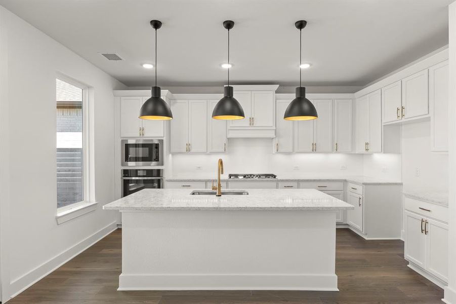 11. 4100 Explorer - Kitchen