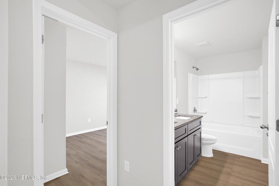 Furnished interior view inside a new home in , Palatka (Image 15).