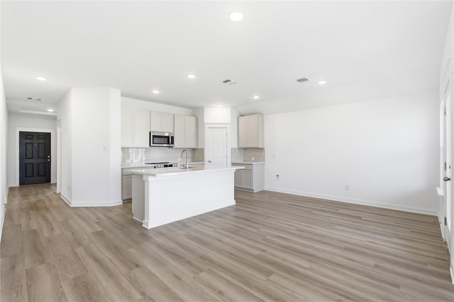 Furnished interior view inside a new home in Calumet, Jarrell (Image 11).