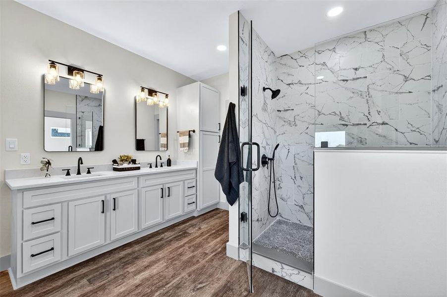 Furnished interior view inside a new home in , Whitewright (Image 9). Furnished interior view inside a new home in , Whitewright (Image 9).