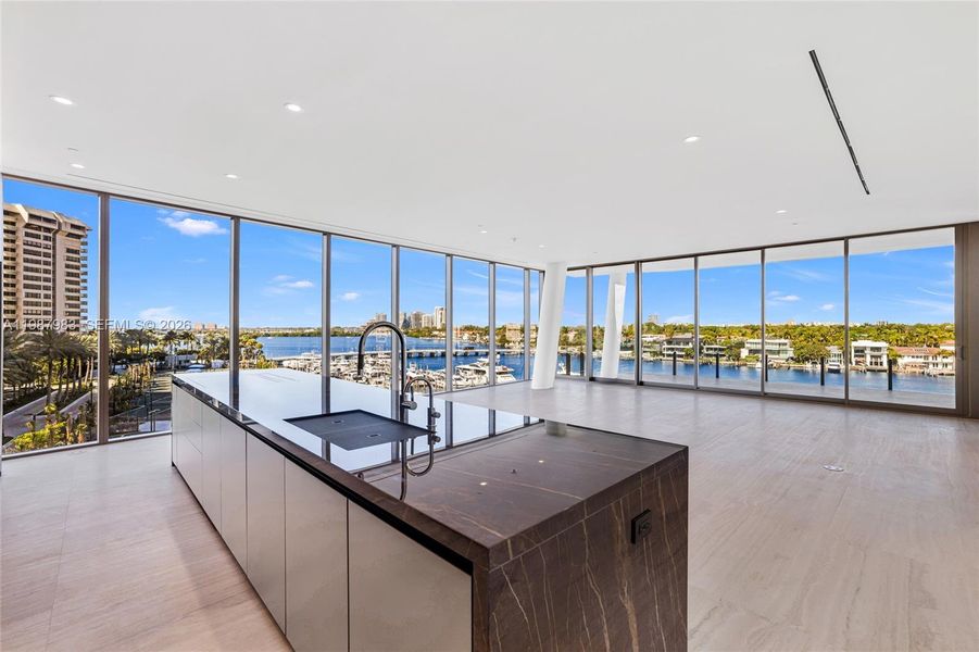 Community amenities in , Miami (Image 65).