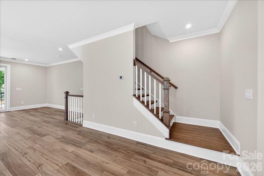 Oak box stairs with open rails Oak box stairs with open rails