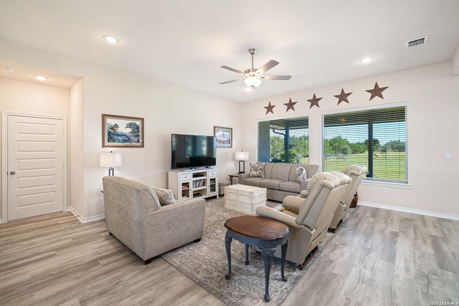 Furnished interior view inside a new home in , Bandera (Image 15).