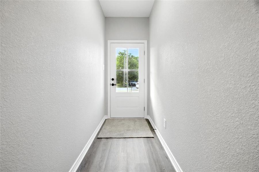 Spacious, unfurnished interior of a new home in , Hillsboro (Image 18).