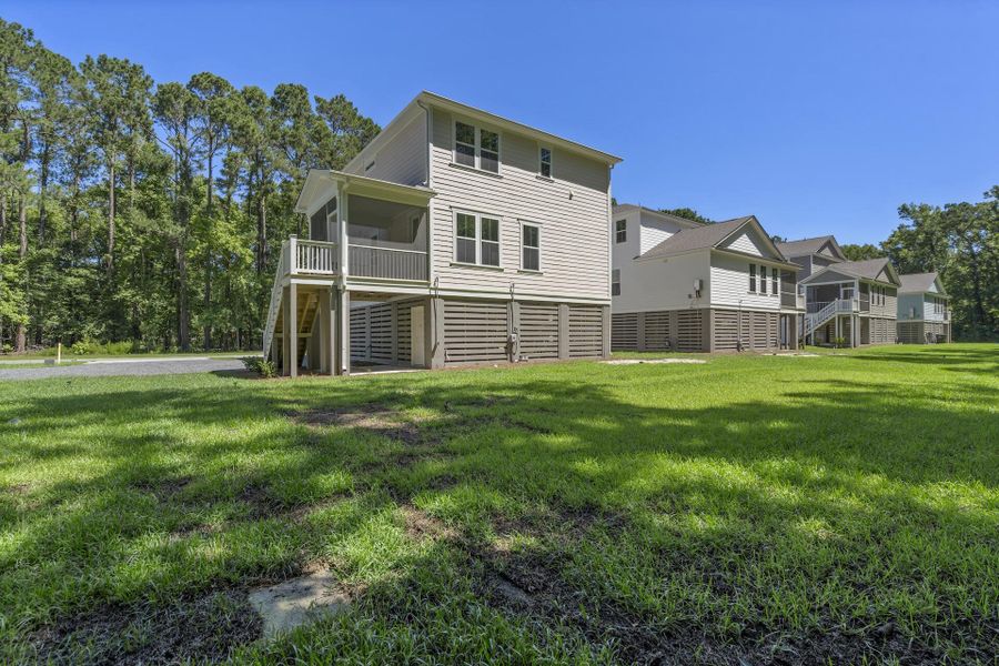 Exterior details and patio area of a home in Waterloo Estates, Johns Island (Image 19).