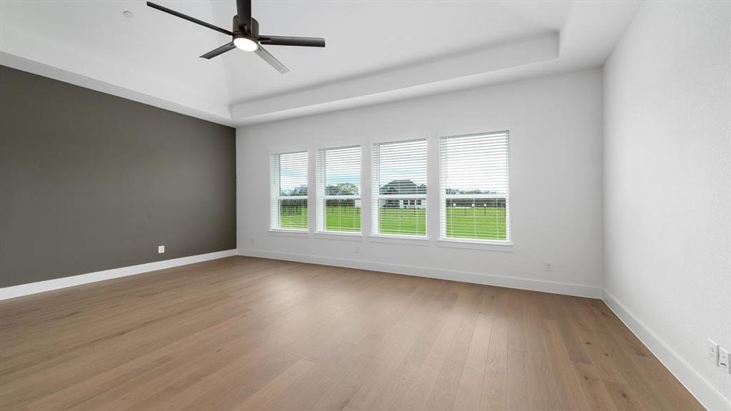 Spacious, unfurnished interior of a new home in Enchanted Creek, Lucas (Image 18).