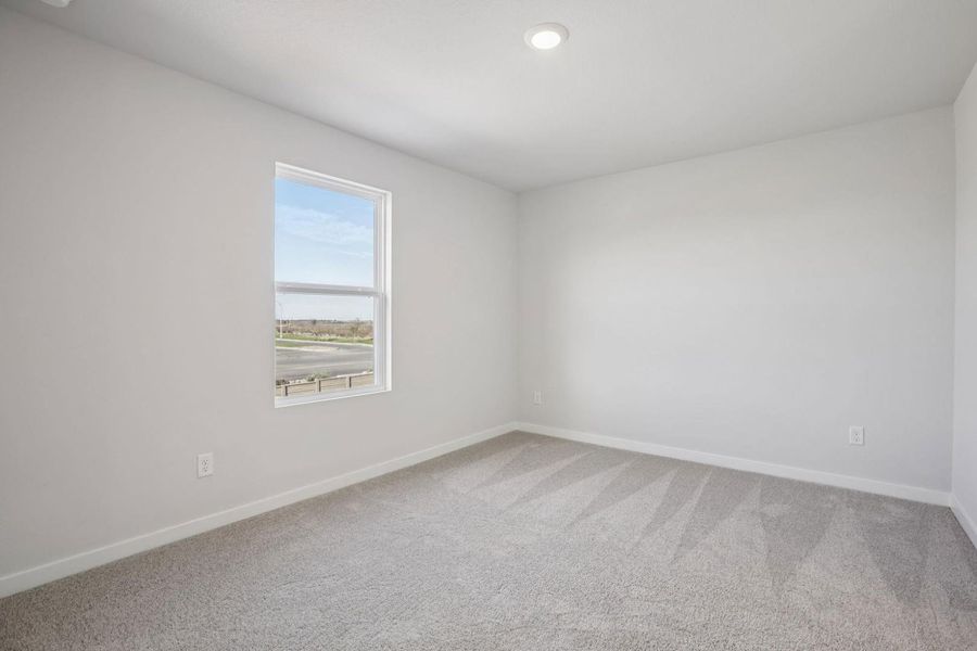 Spacious, unfurnished interior of a new home in Avery Centre, Round Rock (Image 13).