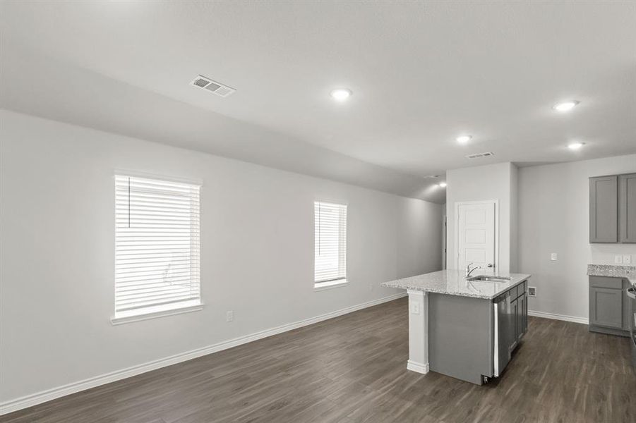 Spacious, unfurnished interior of a new home in Retreat at Fossil Creek, Fort Worth (Image 12). Spacious, unfurnished interior of a new home in Retreat at Fossil Creek, Fort Worth (Image 12).