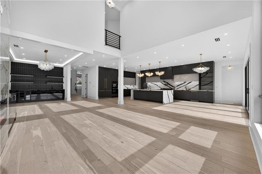 Spacious, unfurnished interior of a new home in , Atlanta (Image 26).
