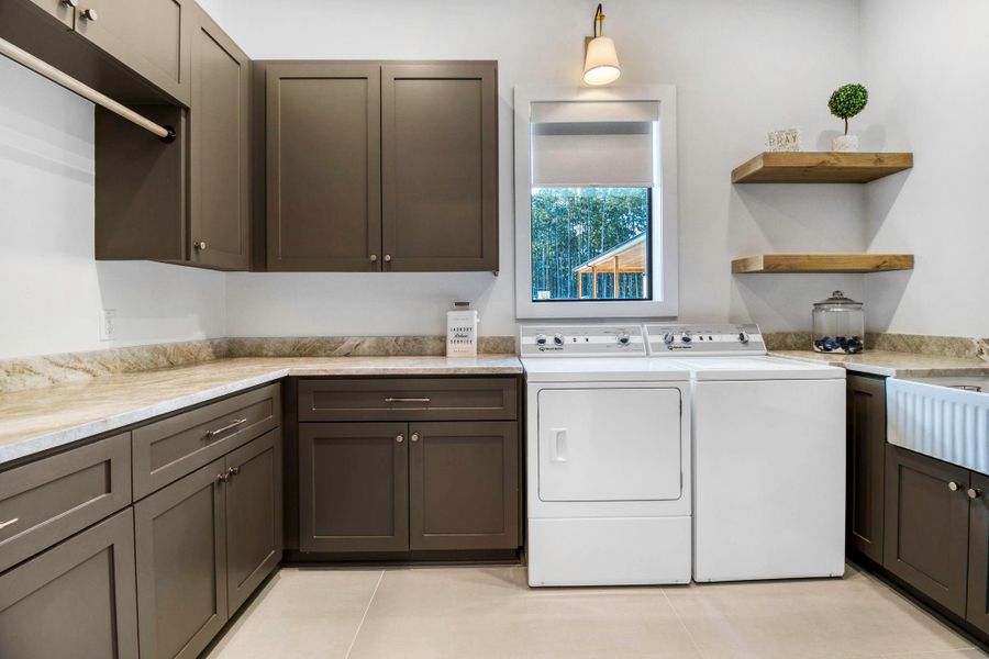 Furnished interior view inside a new home in , Onalaska (Image 8).