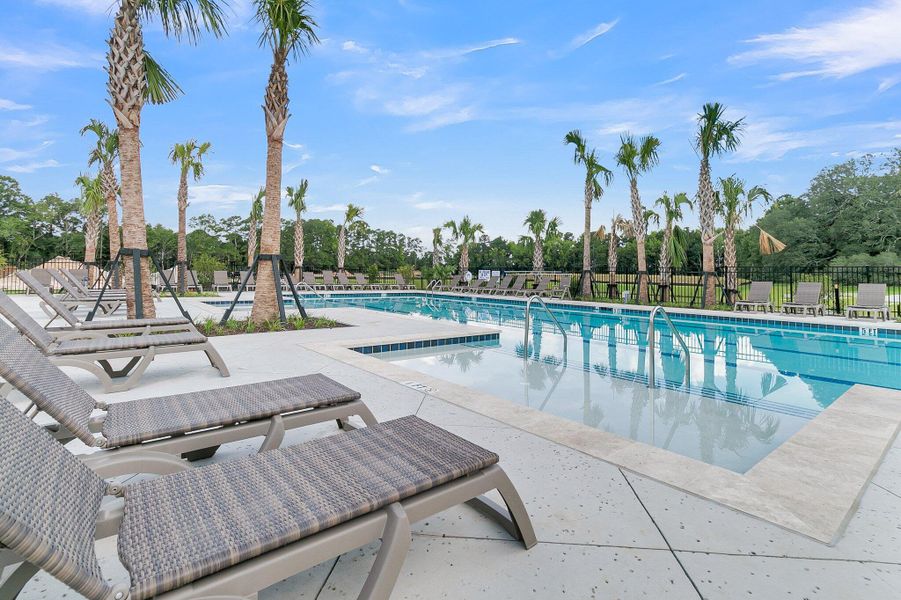 Community amenities in , Summerville (Image 37).