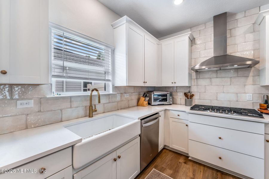 Furnished interior view inside a new home in , St. Augustine (Image 36).