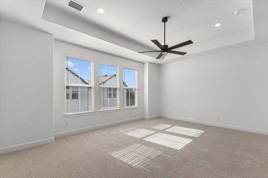 Spacious, unfurnished interior of a new home in , Houston (Image 26).