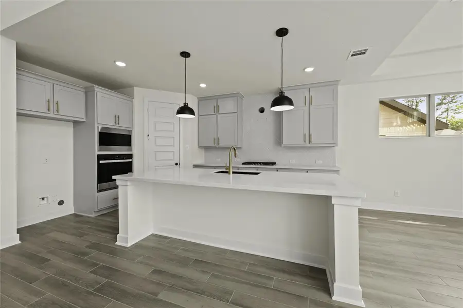 Image 12 of a home in The Woodlands Hills – 55'. Image 12 of a home in The Woodlands Hills – 55'.