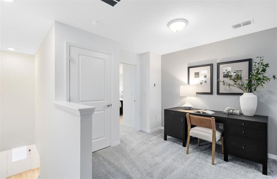 Furnished interior view inside a new home in Silverleaf Oaks, Winter Garden (Image 19). Furnished interior view inside a new home in Silverleaf Oaks, Winter Garden (Image 19).