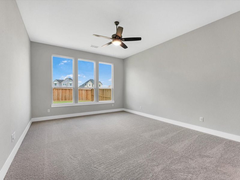 Spacious, unfurnished interior of a new home in Dunham Pointe, Cypress (Image 24). Spacious, unfurnished interior of a new home in Dunham Pointe, Cypress (Image 24).