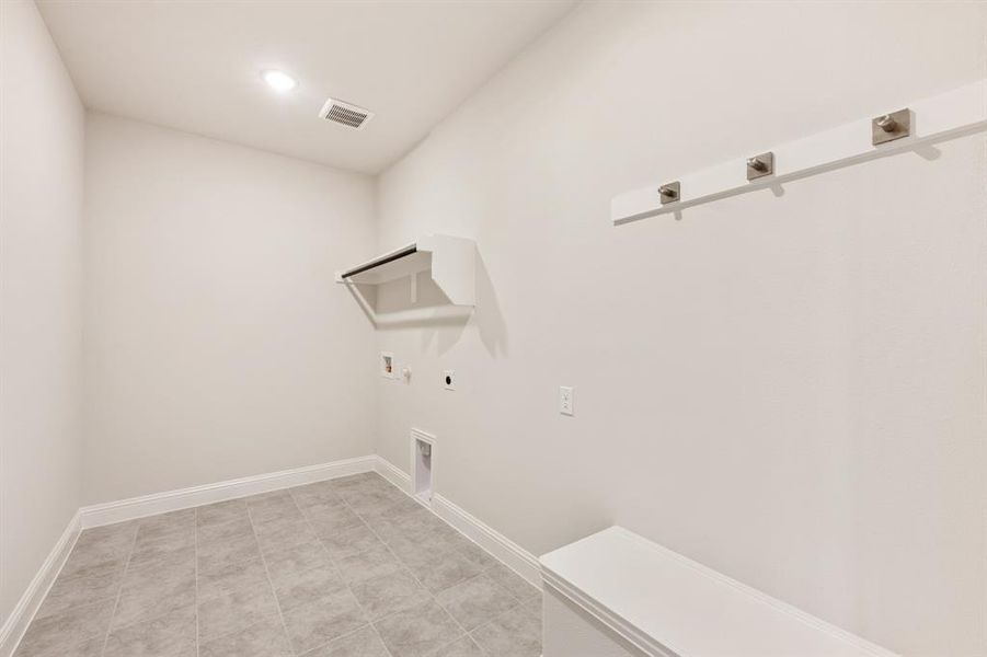 Spacious, unfurnished interior of a new home in Liberty, Melissa (Image 29). Spacious, unfurnished interior of a new home in Liberty, Melissa (Image 29).