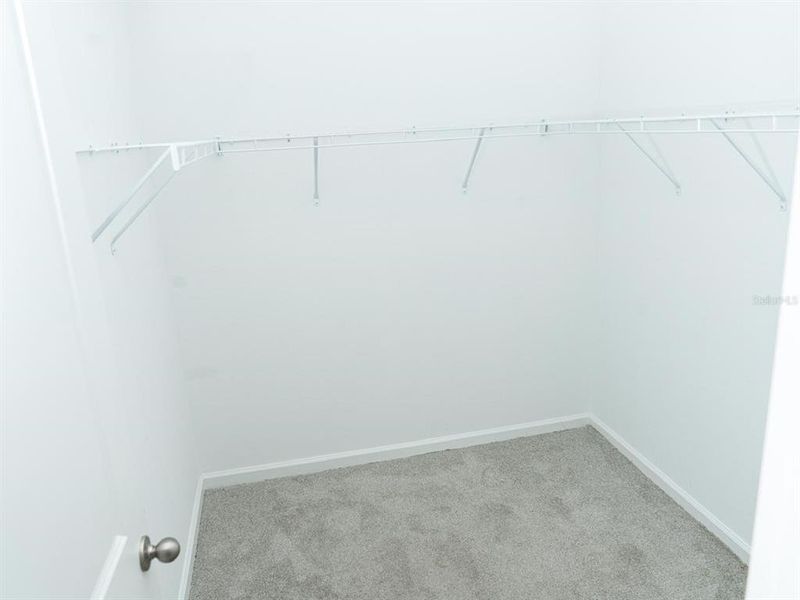 Spacious, unfurnished interior of a new home in Cypress Park Estates, Haines City (Image 27).